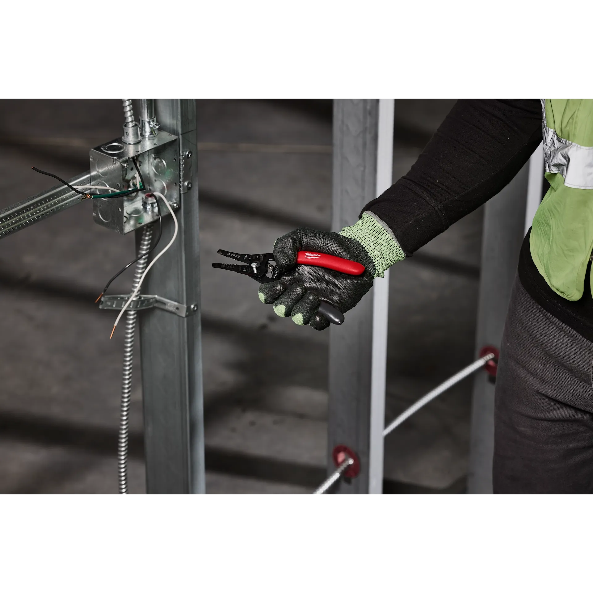 20-32 AWG Low Voltage Dipped Grip Wire Stripper & Cutter