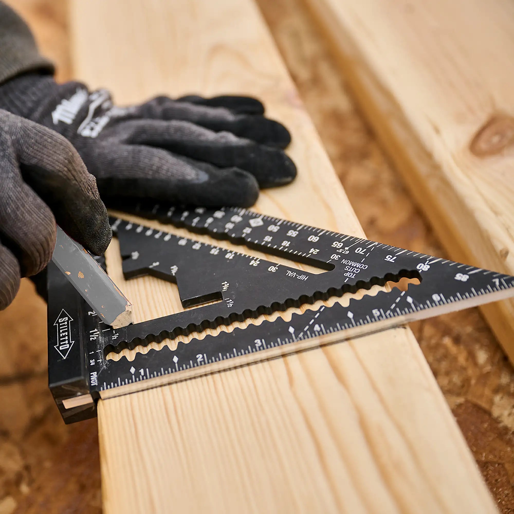 7" Carpenter Square
