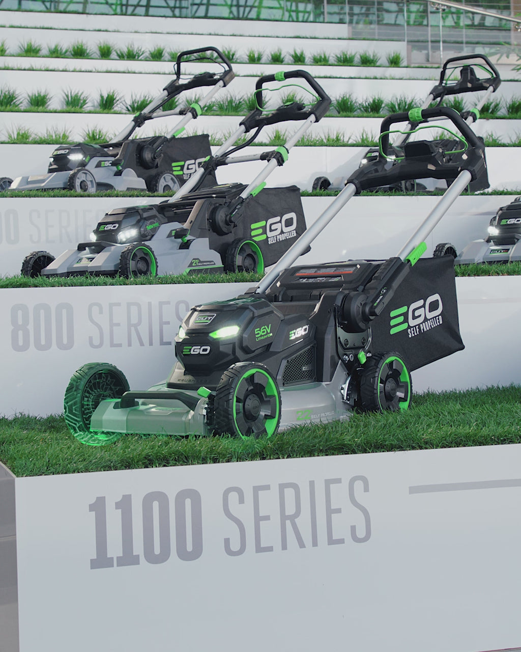 22" Self-Propelled Lawn Mower with Aluminum Deck and Select Cut™